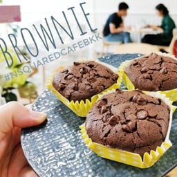 n2 cafe ดุสิต