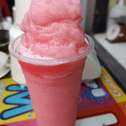 น้ำพั้นซ์แดงโซดา