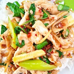 ผัดฉ่าหมูราดข้าว