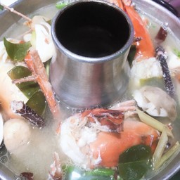 ต้มยำกุ้งแม่น้ำ น้ำใส