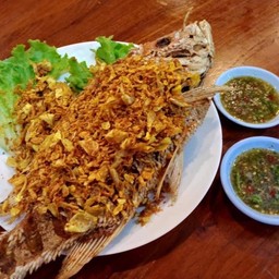 ปลากะพงแดงทอดขมิ้น