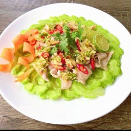 ส้มตำหมูสะดุ้งคุงแม่