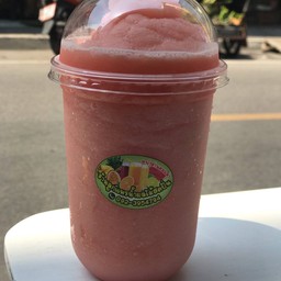ร้านลูกแพรน้ำปั่น(หน้าดอลลาร์)