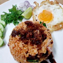 ข้าวผัดเนื้อเค็ม