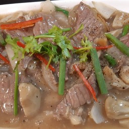 เนื้อผัดน้ำมันหอย