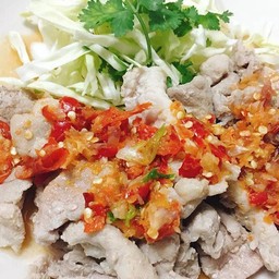 หมูมะนาว น้ำจิ้มแซ่บ