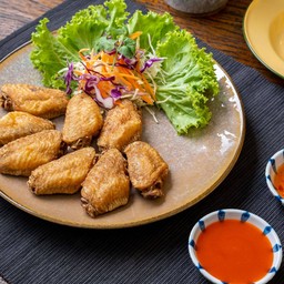 ปีกไก่ทอดน้ำปลา
