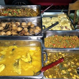 อาหารใต้ เจ๊ออง