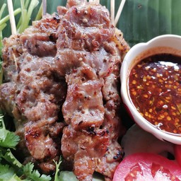 เนื้อย่างเถ่าแก่น้อย