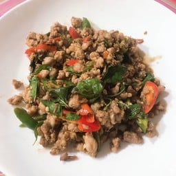 หมูผัดกะเพรา