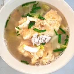 แกงจืดไข่น้ำ