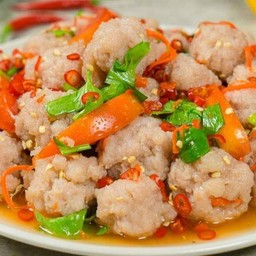 ยำหมูเด้ง