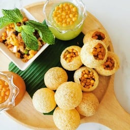 M&M Indian Thai Halal Restaurant Watcharapol วัชรพล