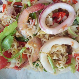 ร้านปันสุข อาหารตามสั่ง