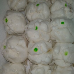 ซาลาเปาใหญ่ไส้หมูสับ