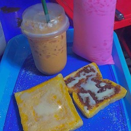 นมปัง เตาถ่าน