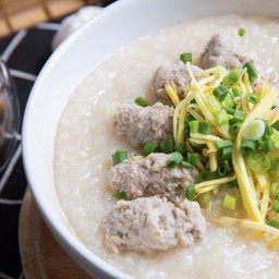 โจ๊กหมูล้วน