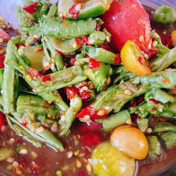 ตำถั่วหมูสามชั้นทอด