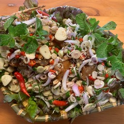 ปลากระพง  ทอดตะไคร้