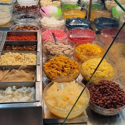 เลือกขนมเอง1-4อย่าง(ระบุน้ำที่ต้องการใส่)