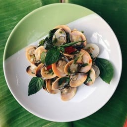 โกหมูหอยสด Sea food