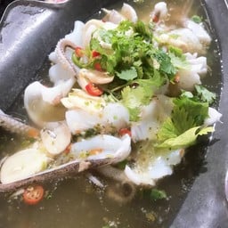 ปลาหมึก(ธรรมดา)นึ่งมะนาว