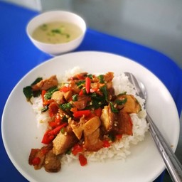 ข้าวกะเพราหมูกรอบ