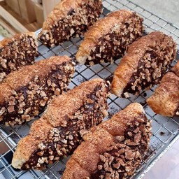 The Area Bread & Bakery หมู่บ้านวรารมย์81 ถ.บางบอน4 ซ.7