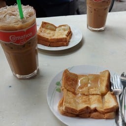 ร้านกาแฟโบราณเฮียเป็ด