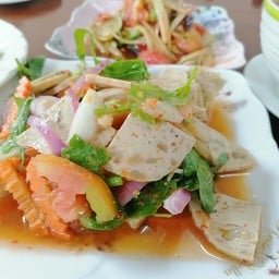 ยำหมูยอหนัง