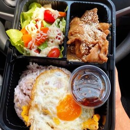 ข้าวหมูเกาหลี