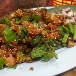 กระเพราแซ่บ