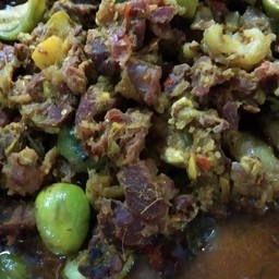 แกงเนื้อ