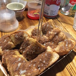 ปังปิ้งเนย โอวัลติน-นม 1 แผ่น