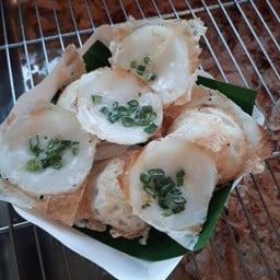 ขนมครกชาววังไส้ต้นหอม