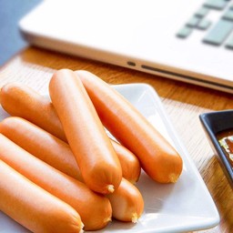 ไส้กรอก(ในเมนูข้าวผัดอเมริกัน)