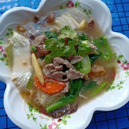 ราดหน้าเนื้อ