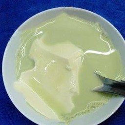 ชาเขียวใส่เต้าฮวย