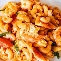 มักกะโรนีกุ้ง