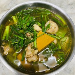 แกงอ่อมไก่