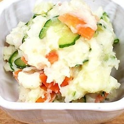 สลัดมันฝรั่ง