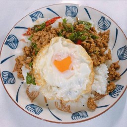 ร้านข้าวต้มฅนสุพรรณ กะเพราบ้านนอก สาขา5