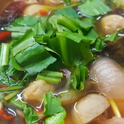 ต้มโคล้งปลาดุกกรอบ  Tom klong pla-duk kob