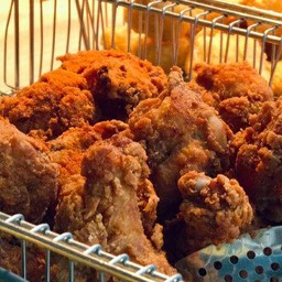 ไก่ทอดสไปสซี่ 4 ชิ้น