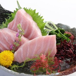 โอโทโร่ ซาซิมิ