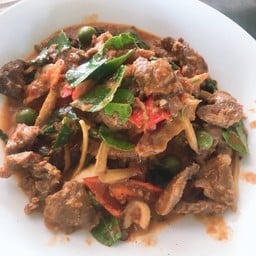 หมูป่าผัดเผ็ด