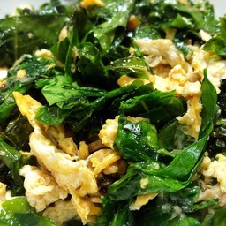 ใบเหลียงผัดไข่