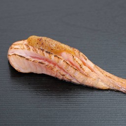 แซลมอนซอสไซเคียวเบิร์นไฟ