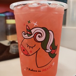 ชาเขียวสตอร์เบอรี่