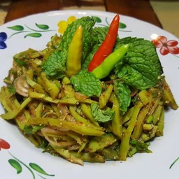 ก้อยบักลิ้นฟ้า